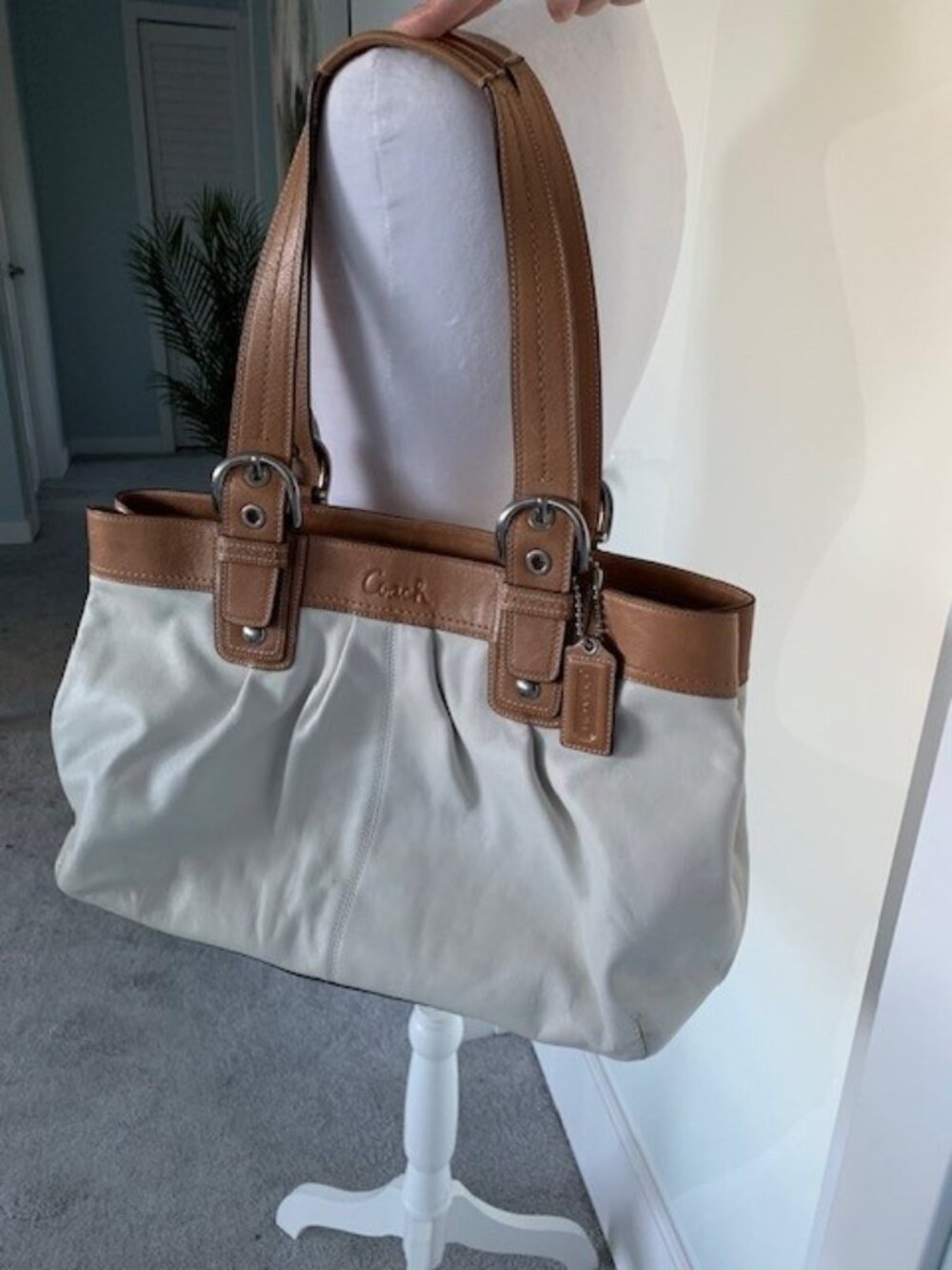 Coach Soho Pleated Leather Carryall Bag (X-Large)